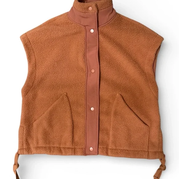 Women's Oversized Sherpa Jacket Vest with Pockets Button Front - Picture 3 of 5